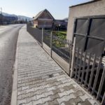 Podporený projekt výstavby chodníkov pre peších v Belej - Nižných Kamencoch